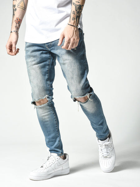 Fashionable Ripped Jeans 4823